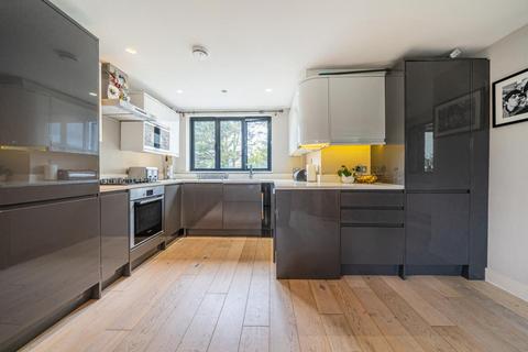 Flat 1, 1 Hanover Road, London, SW19 1EB