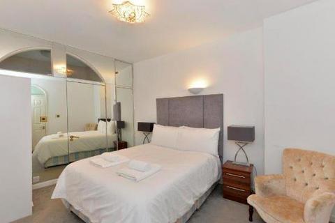 5 bedroom property to rent, Park Road, London NW8