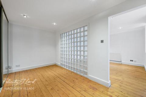 1 bedroom apartment for sale, Galton House, London