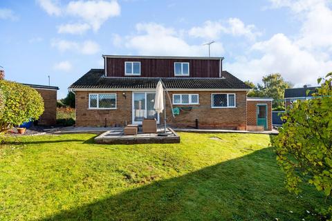 5 bedroom detached bungalow for sale, The Fairway, Tadcaster