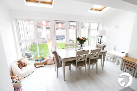 3 bedroom terraced house for sale, Morris Drive, Belvedere, DA17