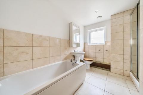 5 Burr Close, Sutton, Witney, OX29 5SJ