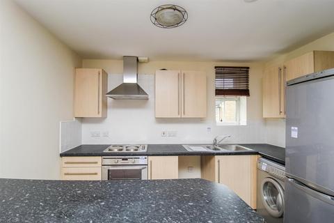 2 bedroom flat for sale, Elsham Meadows, Dewsbury WF12