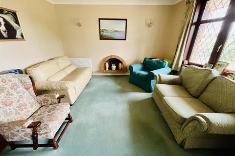 2 bedroom bungalow for sale, The Links, Pembrey, Burry Port