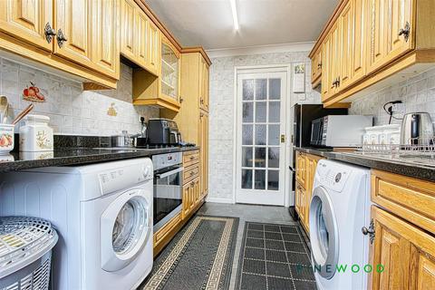 3 bedroom terraced house for sale, Wordsworth Road, Chesterfield S41