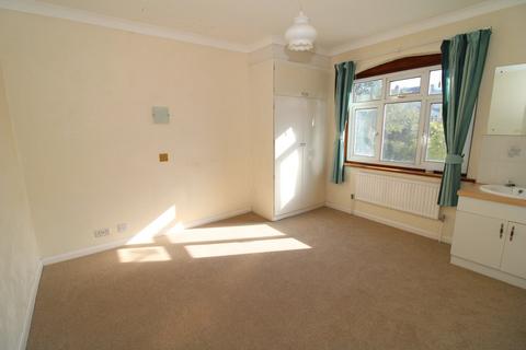 198 The Avenue, West Wickham, BR4 0EB