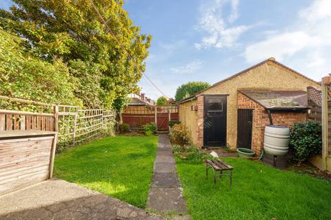 4 bedroom terraced house for sale, The Ridgeway, Acton, W3