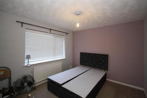 2 bedroom flat to rent, Lisburn Road, Newmarket CB8