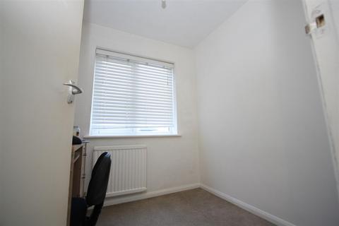 2 bedroom flat to rent, Lisburn Road, Newmarket CB8