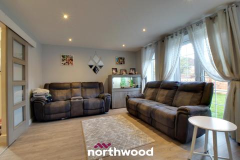 3 bedroom detached house for sale, Alexandra Road, Doncaster DN8