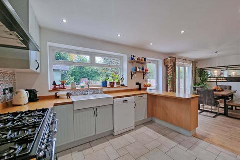 11 Ann Road, Wythall, Birmingham, B47 6EP