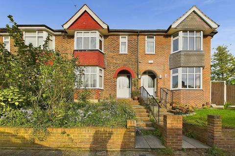 3 bedroom terraced house for sale, South Park Crescent, London SE6