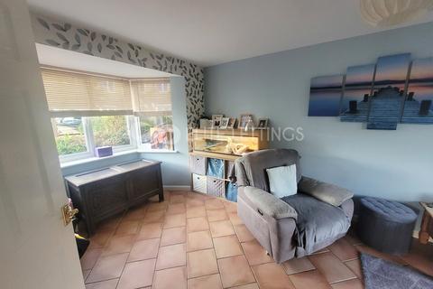 3 bedroom end of terrace house to rent, Shimbrooks, Great Leighs CM3