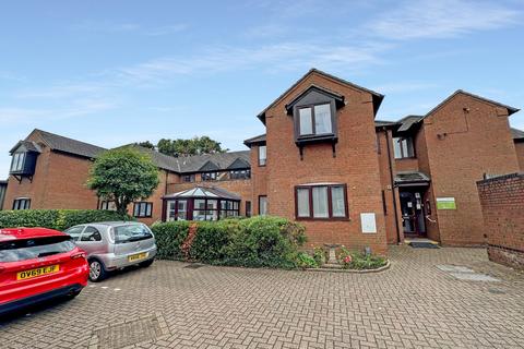 1 bedroom apartment for sale, Norton Court, Dunstable LU6