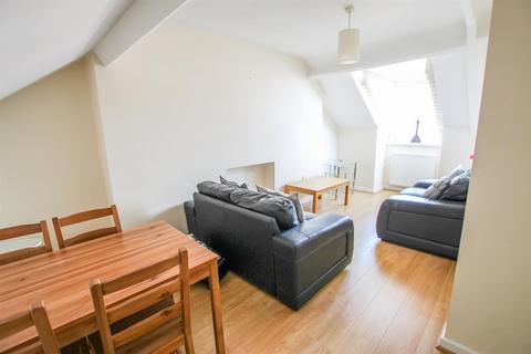 2 bedroom flat to rent, £95.50pppw - Grosvenor Road, Jesmond