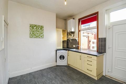 2 bedroom terraced house for sale, Silver Street, Wakefield WF1