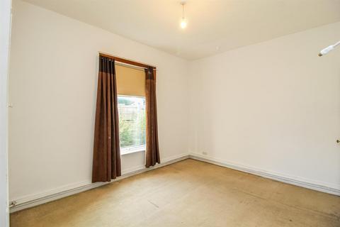 2 bedroom terraced house for sale, Silver Street, Wakefield WF1