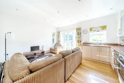 1 bedroom flat to rent, Sparkford Road, Hampshire SO22