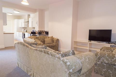 3 bedroom flat to rent, £150pppw - Buston Terrace, Jesmond