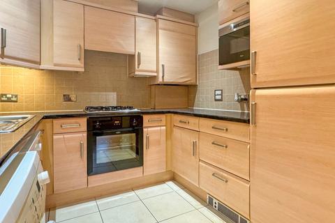 2 bedroom apartment for sale, Henry Laver Court, Colchester, CO3