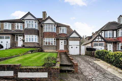 6 Forest Ridge, Beckenham, BR3 3NH