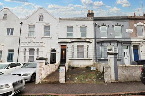 3 bedroom terraced house for sale, 62 Vale Road, Ramsgate, Kent, CT11 9LS