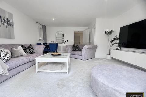 3 Elliots Close, West Horndon, Brentwood, CM13 3FU