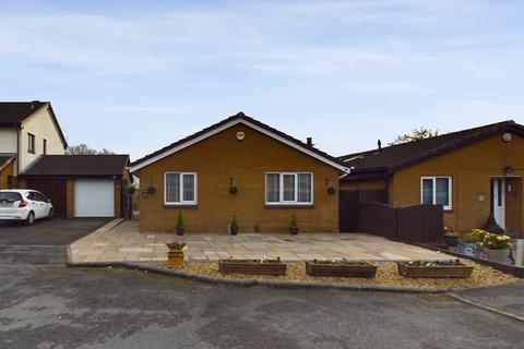 12 Crawley Close, Tyldesley, Manchester, M29 8XG