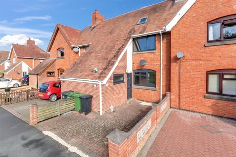 3 bedroom terraced house for sale, Station Road, Bretforton, Evesham