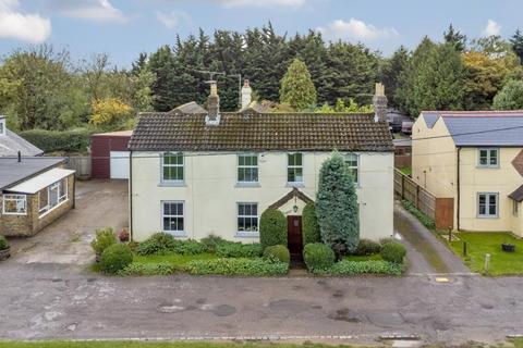 4 bedroom detached house for sale, Stokenchurch,  Buckinghamshire,  HP14