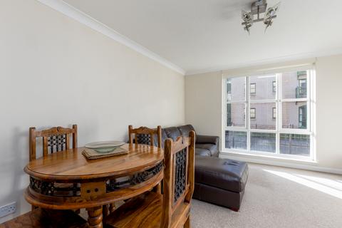 2 bedroom flat to rent, 3, Silvermills, Edinburgh, EH3 5BF