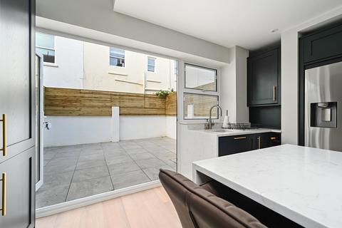 24 Exeter Street, Brighton, BN1 5PG