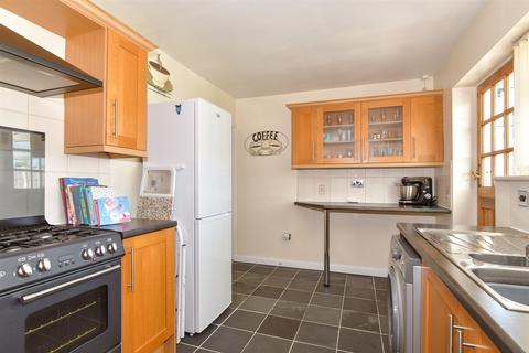 22 Holyrood Drive, Minster On Sea, Sheerness, ME12 3NA