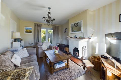 5 Castle Close, Gresham, Norwich, NR11 8RH