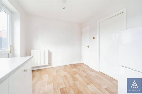 16 Castle Mount, Brackley, NN13 7HF