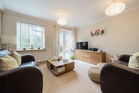 7 Burchett Coppice, Wokingham, RG40 4YA