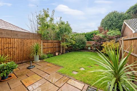 7 Burchett Coppice, Wokingham, RG40 4YA