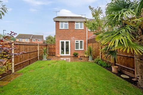 7 Burchett Coppice, Wokingham, RG40 4YA