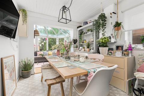 15 Walter Road, Wokingham, RG41 3JB