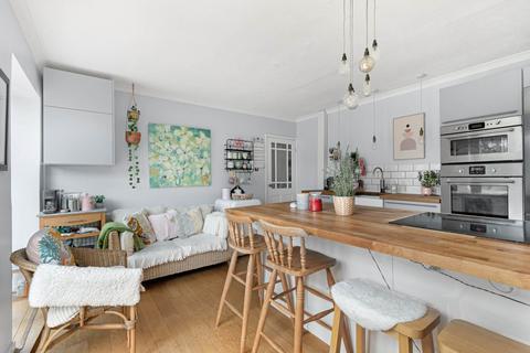 15 Walter Road, Wokingham, RG41 3JB