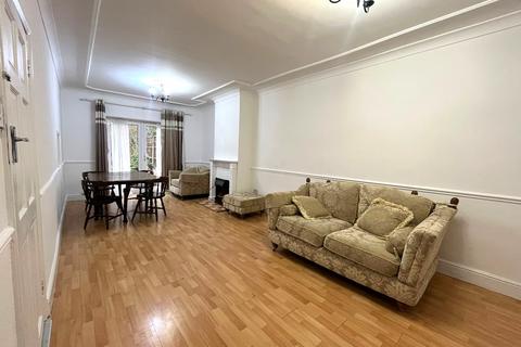 2 bedroom terraced house to rent, Cartwright Road, Dagenham RM9