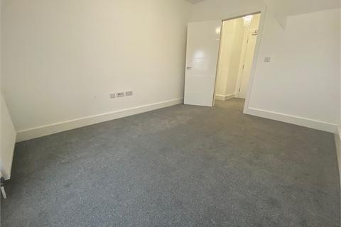 1 bedroom apartment to rent, Boscombe Gardens, Bournemouth, Dorset, BH1