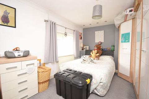 14 Barton Road, Bognor Regis, PO22 9AN