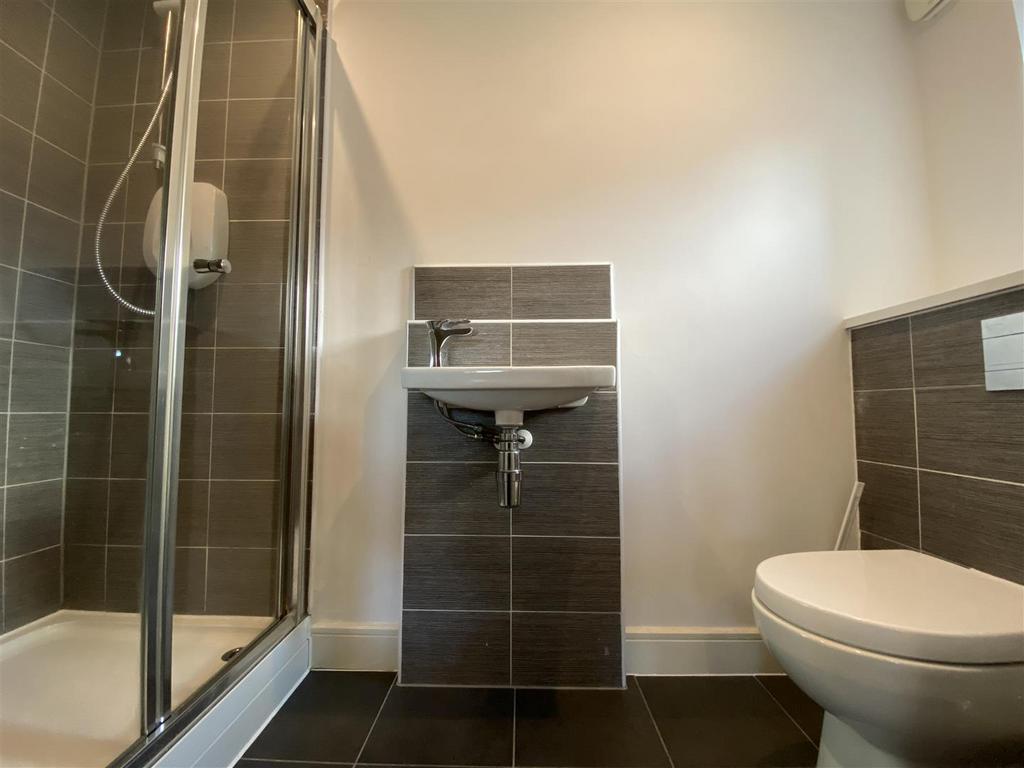 Ensuite To B2