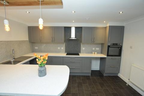 2 bedroom flat for sale, Blenheim Terrace, Scarborough YO12