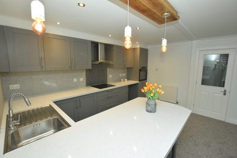 2 bedroom flat for sale, Blenheim Terrace, Scarborough YO12