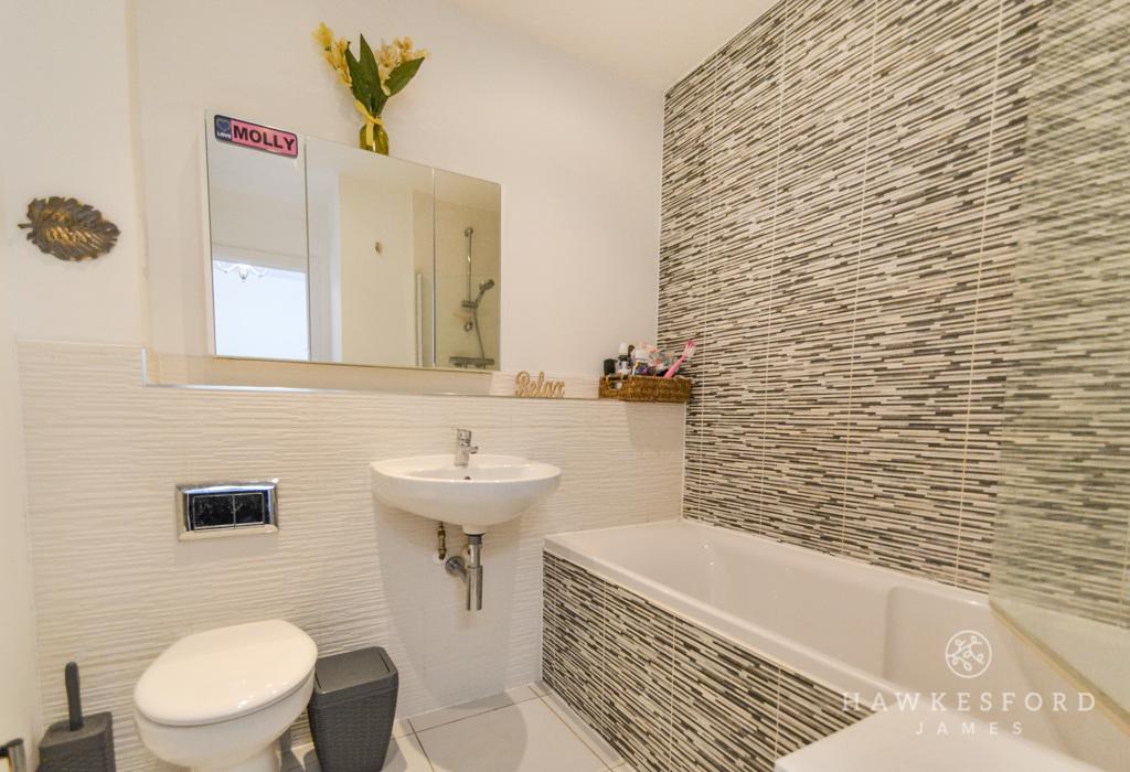 Short Rise, Sittingbourne - Bathroom