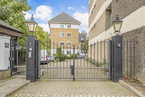 1 bedroom flat for sale, Lee Road, Blackheath, London, SE3
