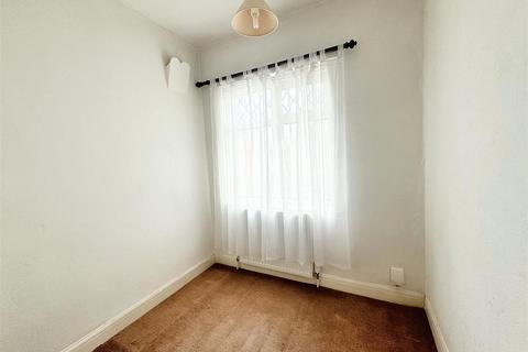17 Beech Avenue, Beeston, Nottingham, NG9 1QH