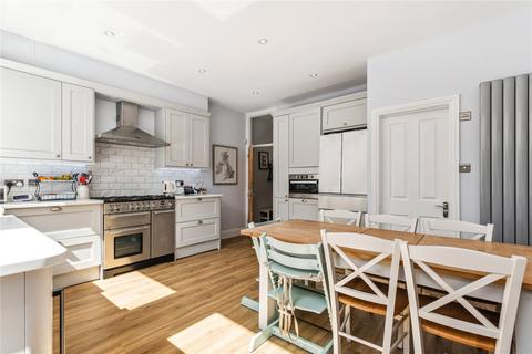 4 bedroom house for sale, Strathville Road, SW18